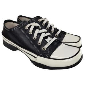 Vintage black and white heeled sneakers sz 8